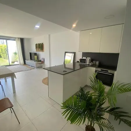 Precioso En Vanians Garden *