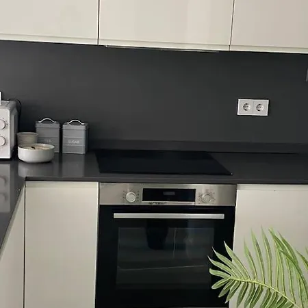 Precioso En Vanians Garden